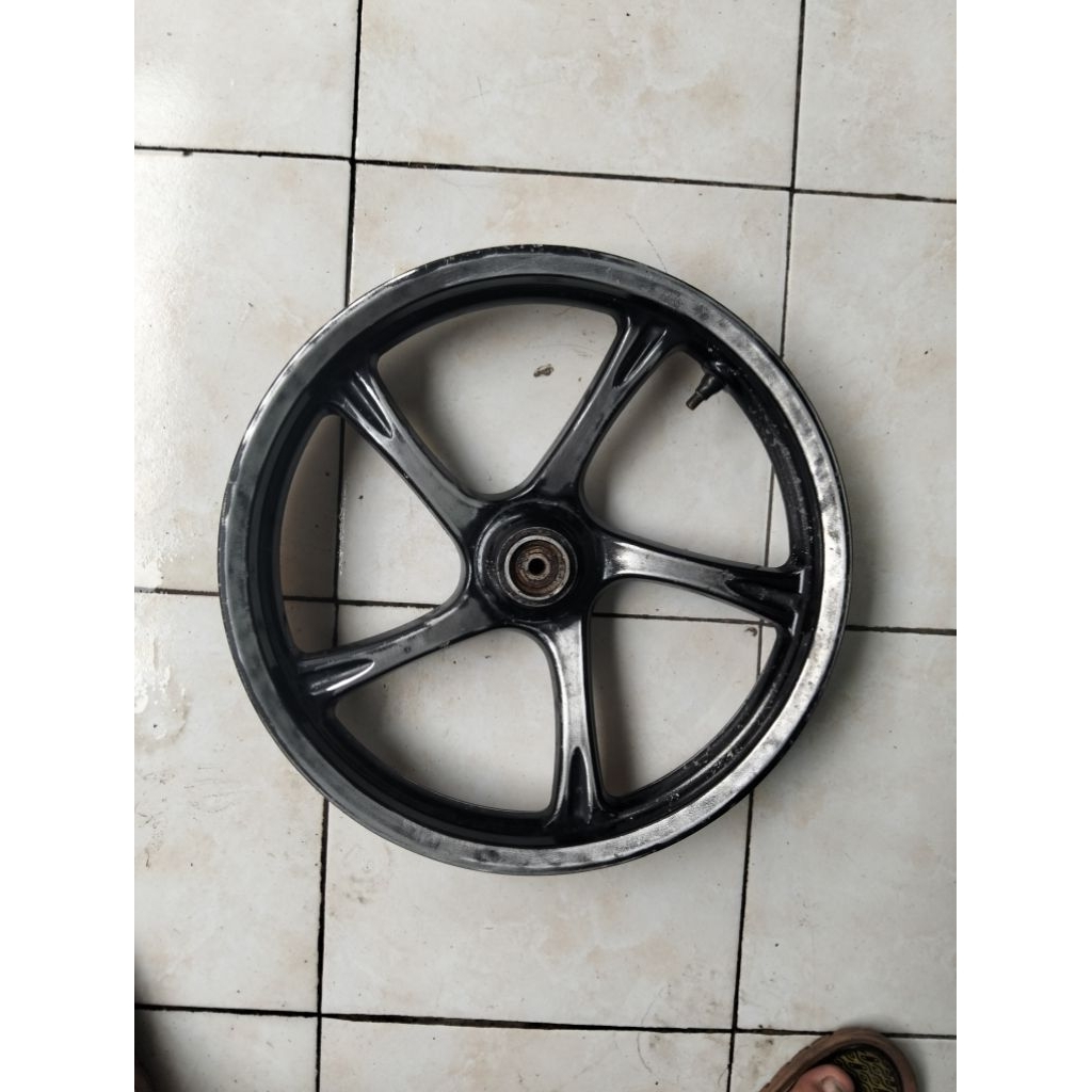 Velg depan Fino grande 125 TPL. lebar 1.85 ring 14