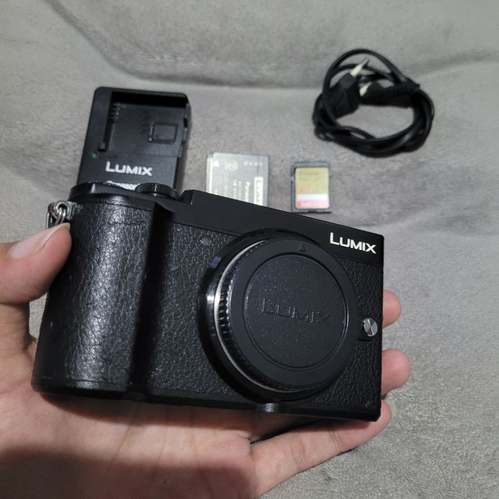 LUMIX GX9 BODY ONLY DAN BATERAI SC 9K Bukan gx8 bukan g85 bukan gh5 bukan gh4 bukan gh6 bukan lumix 
