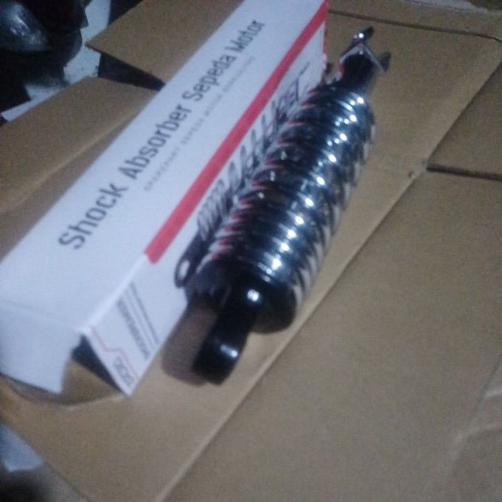 shock belakang metic beat karbu vario karbu mio variasi