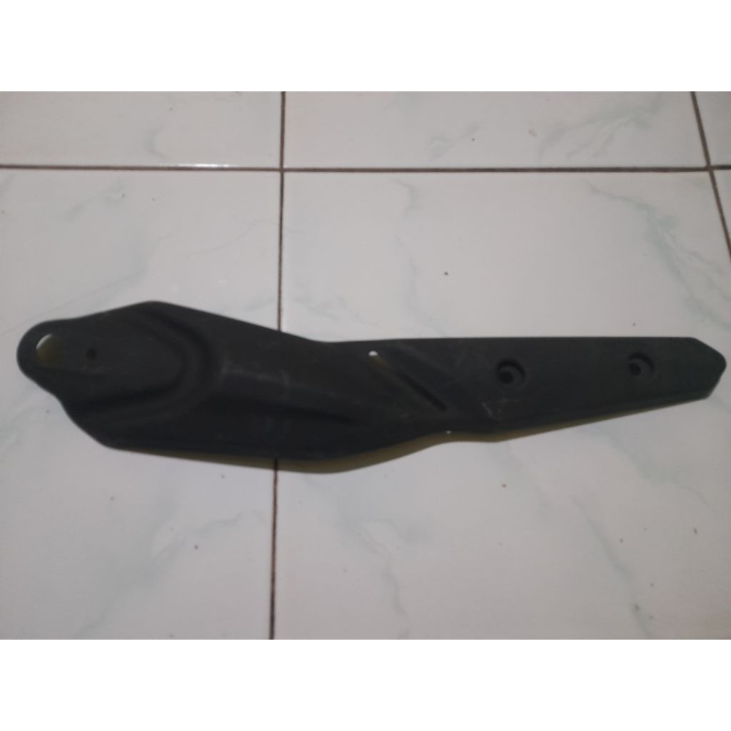 cover tutup tameng knalpot kenalpot jupiter mx new original asli yamah copotan