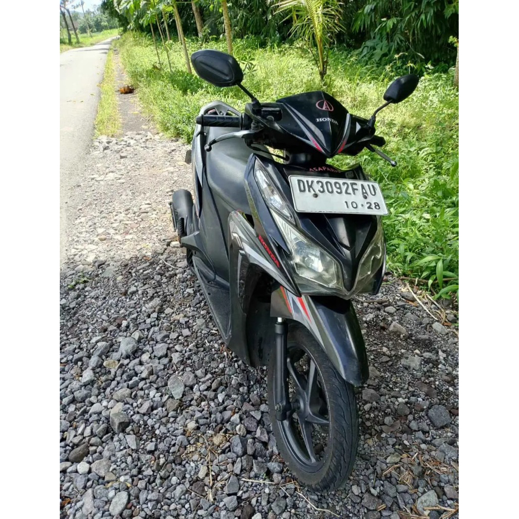 Motor Honda Vario Injek Tahun 2013 Lengkap STNK BPKB On