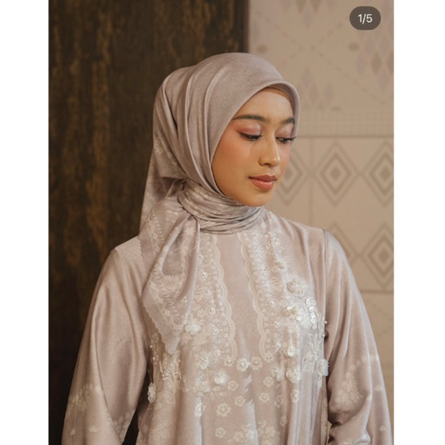arza scarves