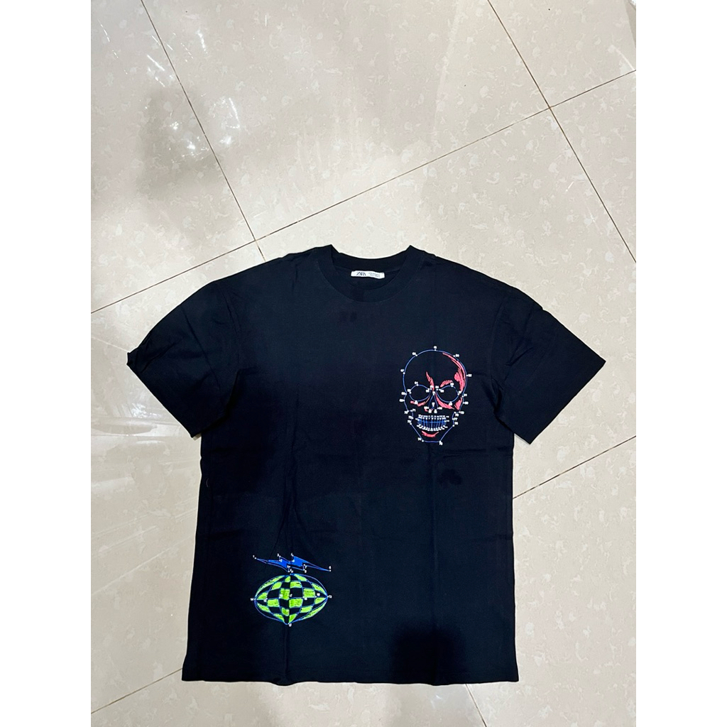 zara man skull art
