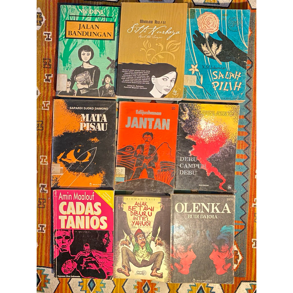 BUKU PRELOVED SASTRA NOVEL ROMAN PUISI ESAI INDONESIA LAWAS | BUKU SASTRA LAWAS INDONESIA ORIGINAL L