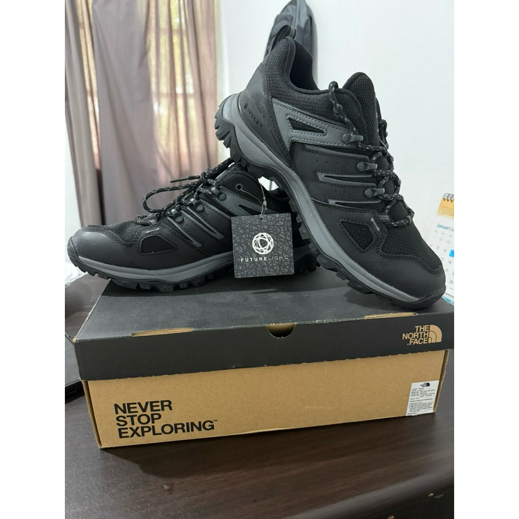 Sepatu The North Face