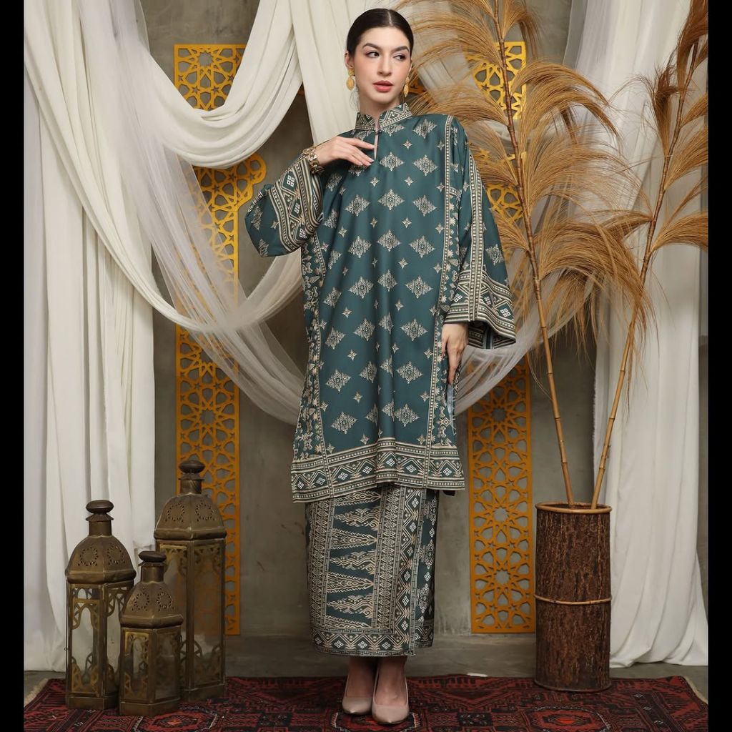 Kebaya Hijau | Kebaya Premium | Kebaya Wisuda | Kebaya Modern | Kebaya Wanita | Baju Kurung | Kebaya