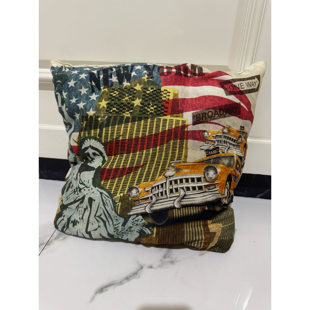 bantal sofa informa preloved