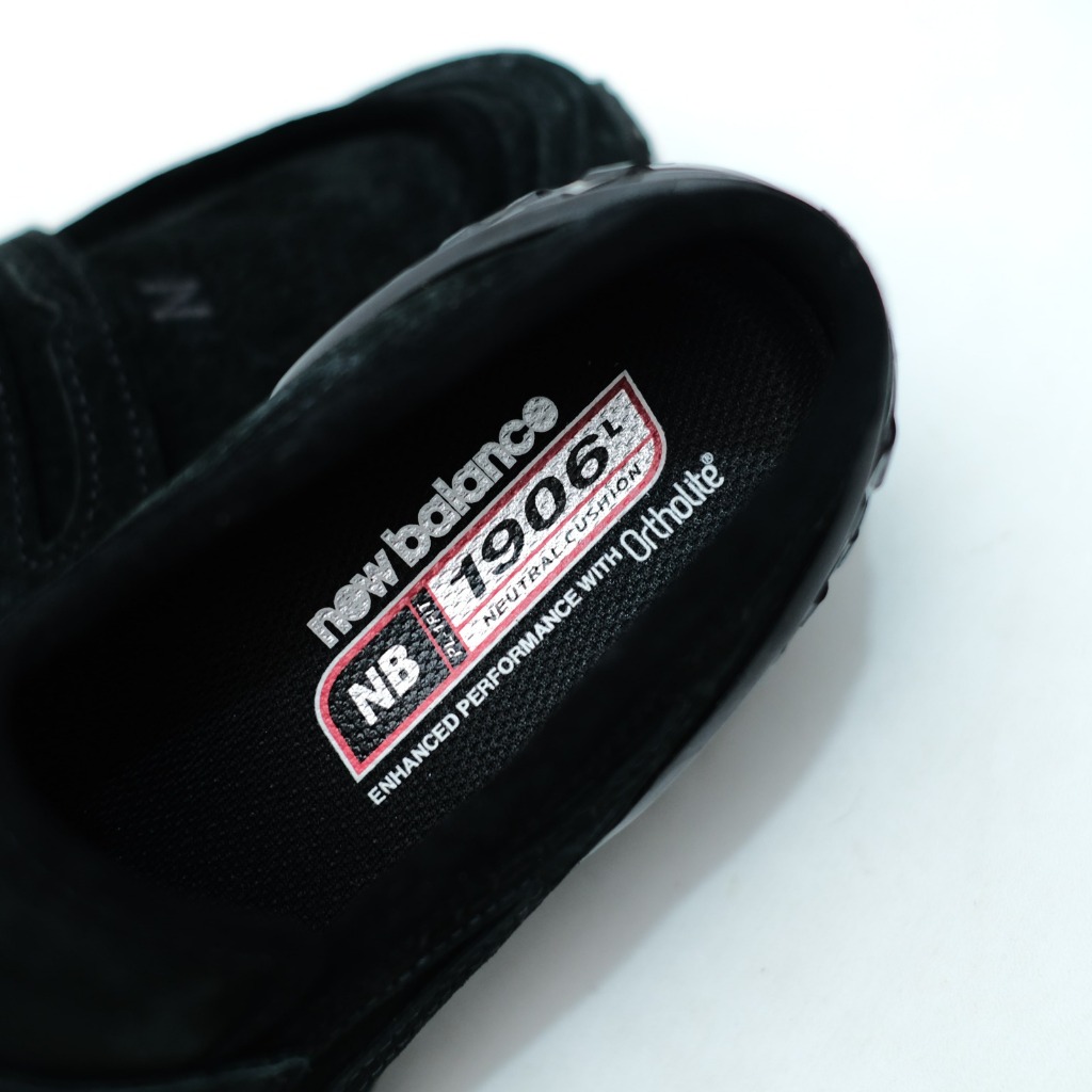 1906L BLACK SUEDE