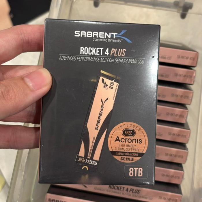SABRENT ROCKET 4 PLUS 8TB SSD NVMe 4.0 PCIe GEN 4