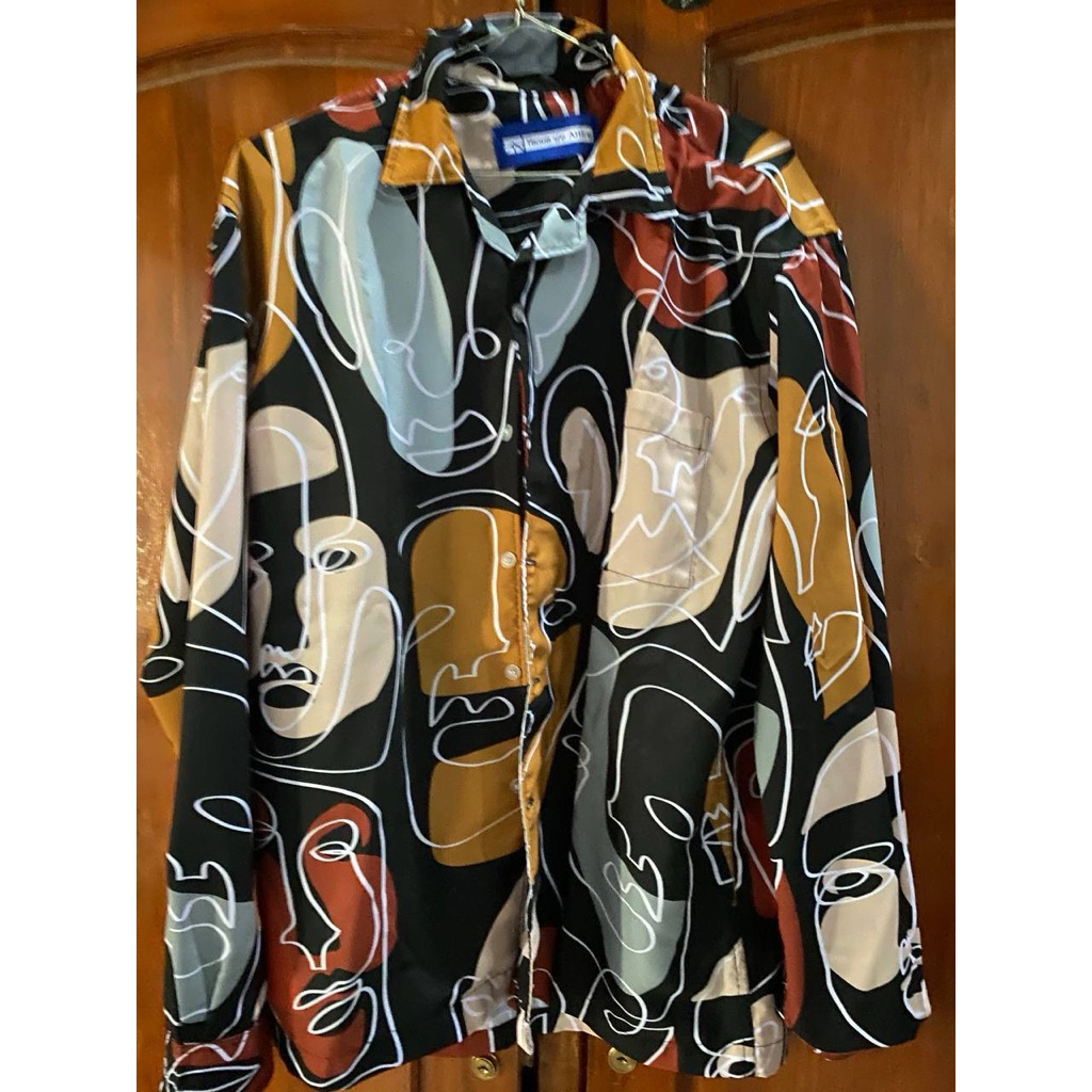 Kemeja Tenue de Attire