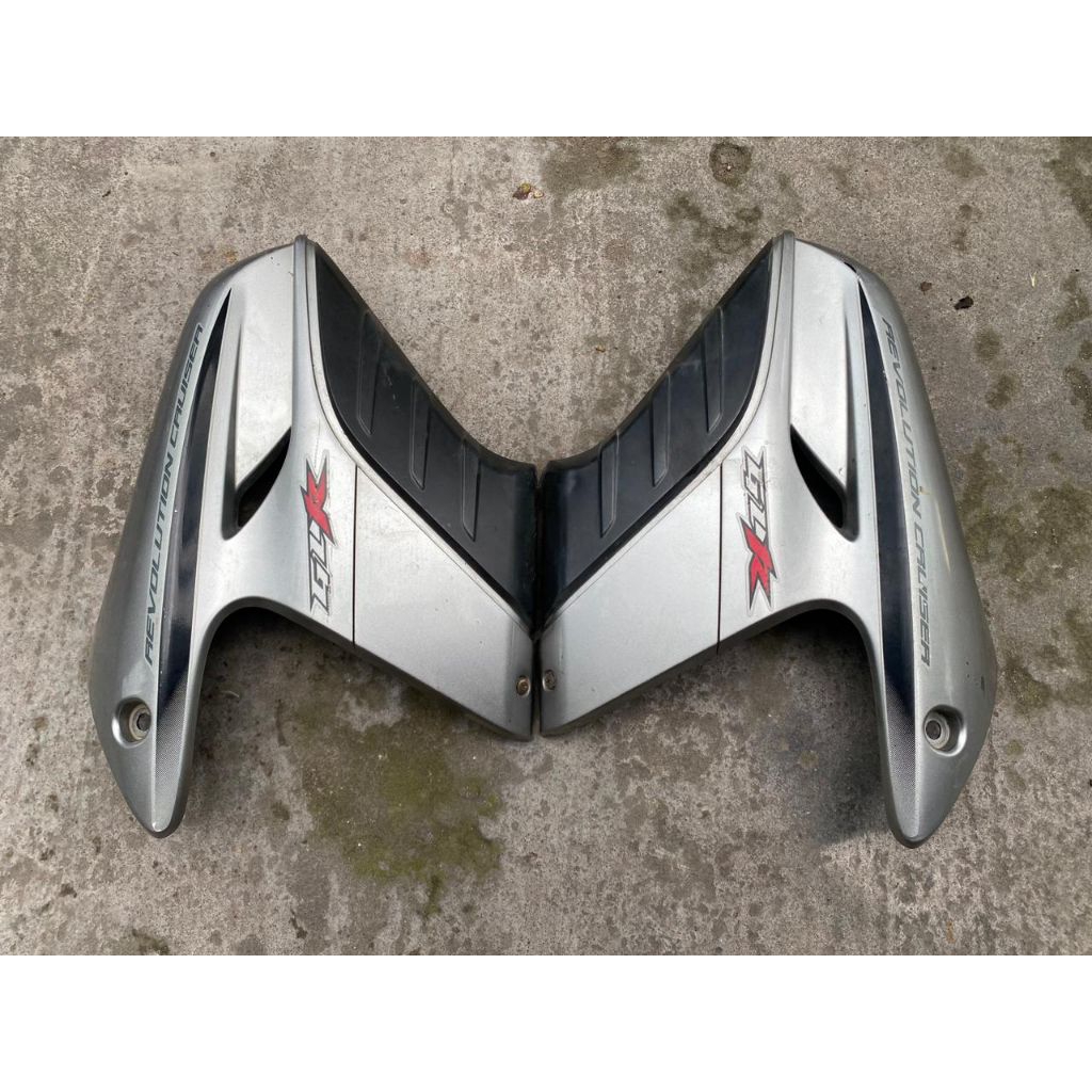 Sayap tangki tiger revo