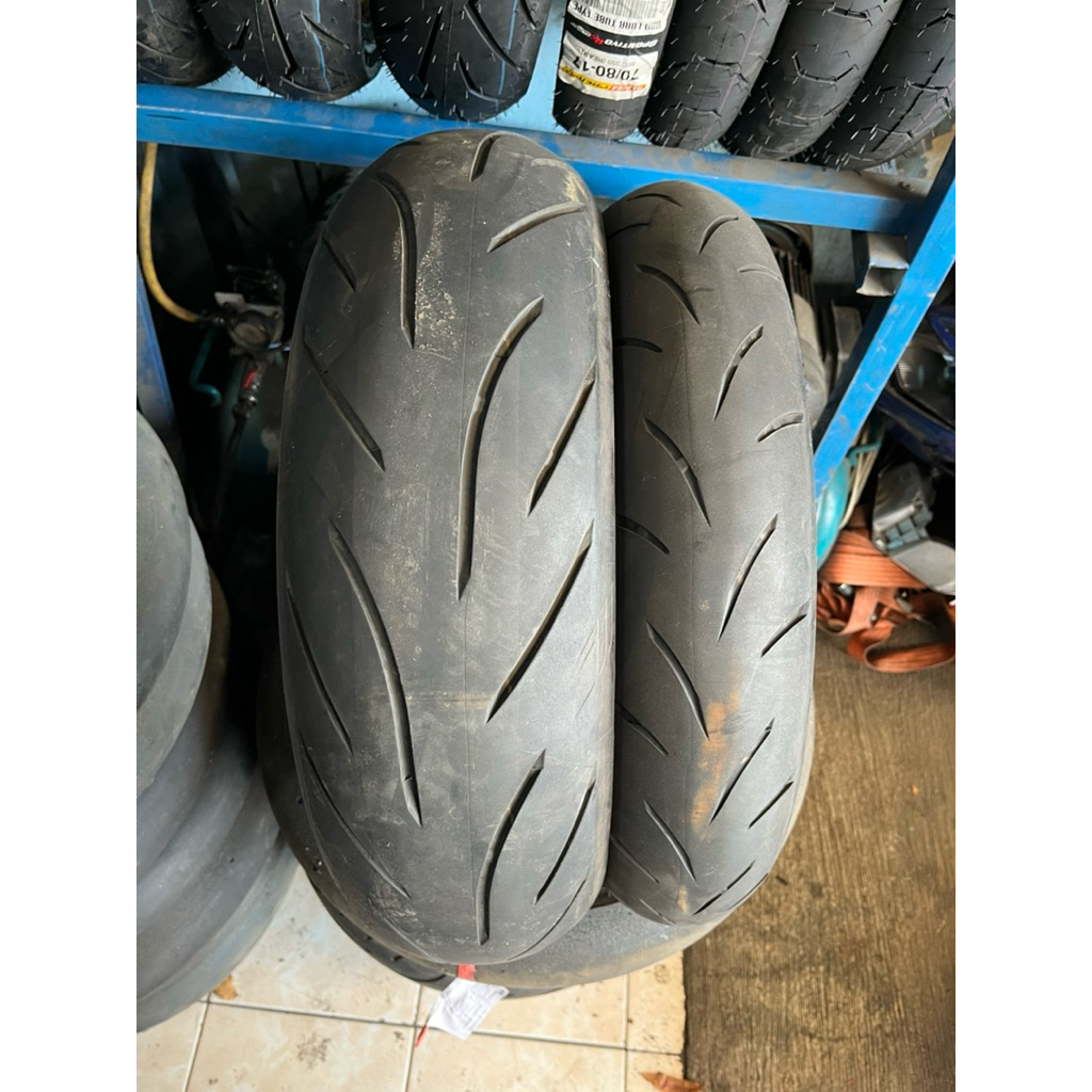 battlax s21 ukuran 160/60 dan 120/70-17