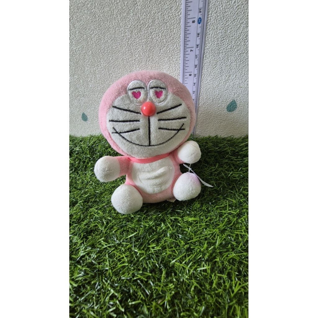 ganci doraemon pink