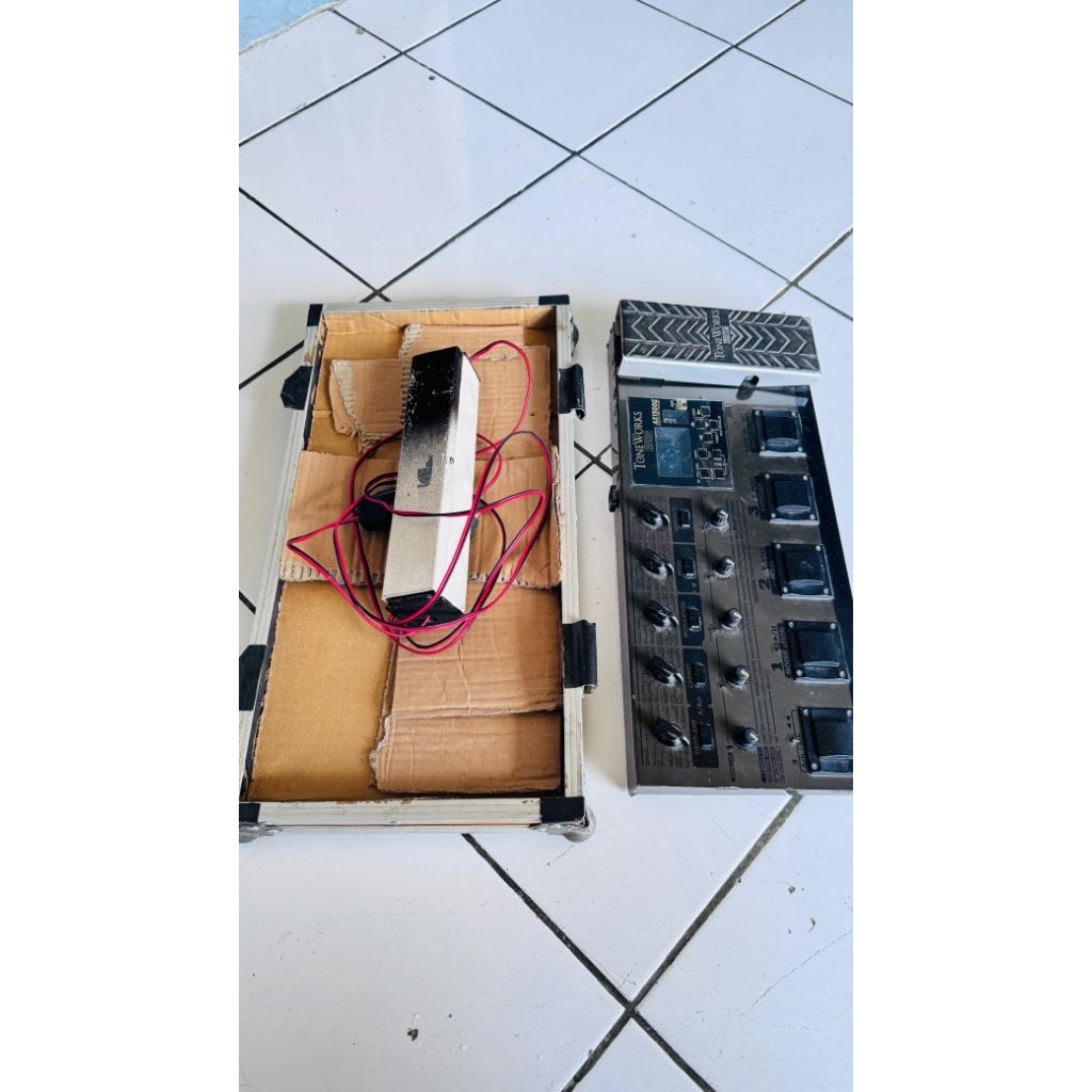KORG AX 1500