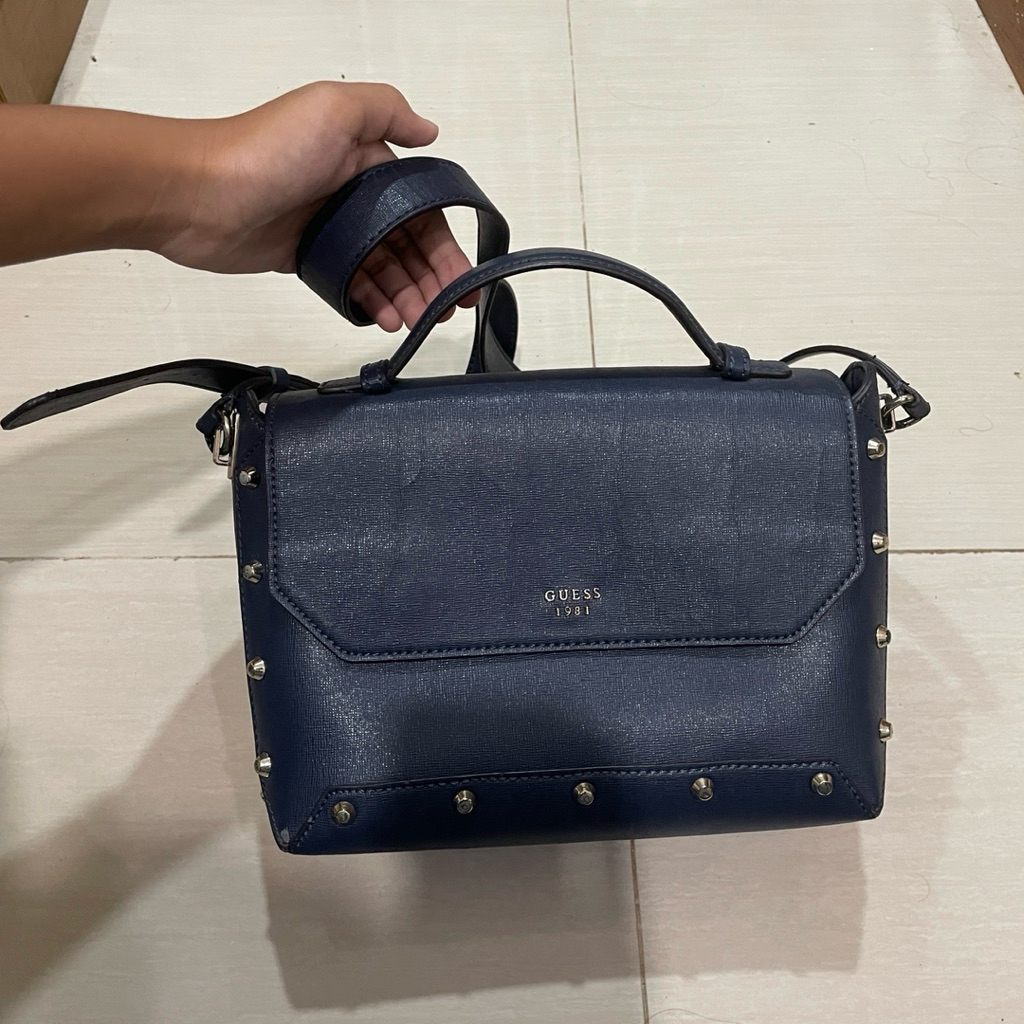 TAS SELEMPANG GUESS ORIGINAL PRELOVE