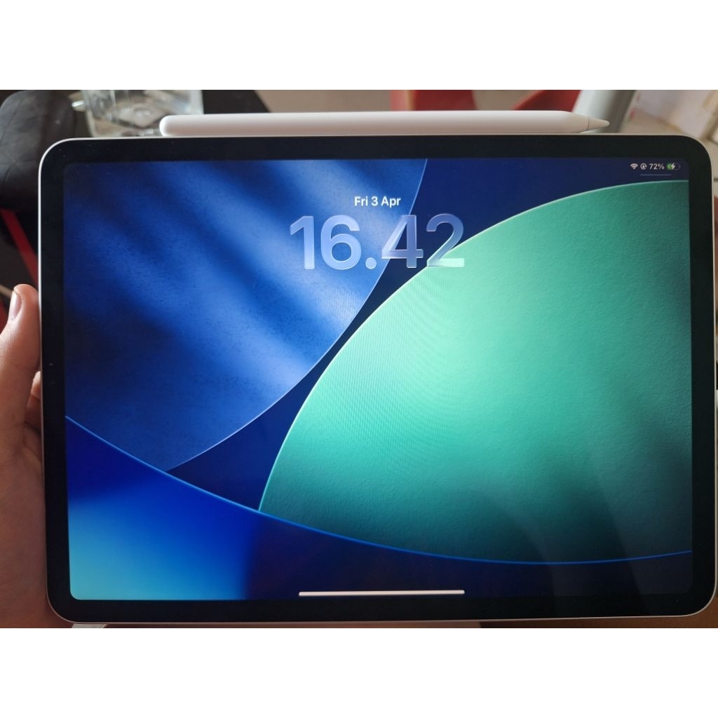 [BATAM] iPad Pro 2020 2nd generation 128gb wifi only + apple pencil