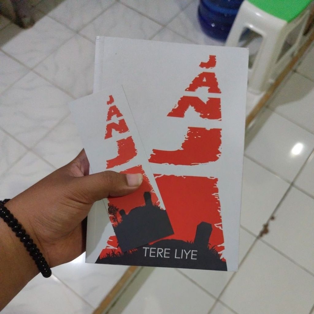 (Bekas) Novel Janji - Tere Liye