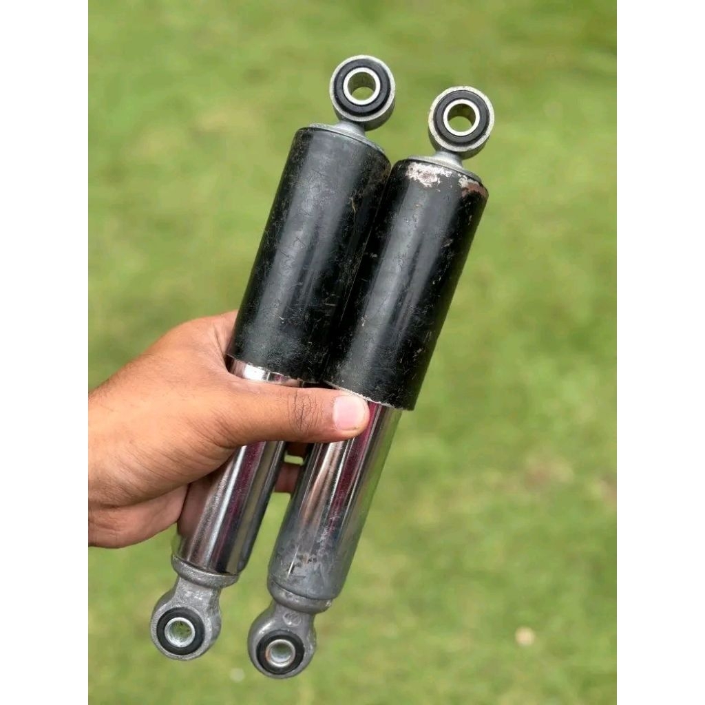 shock belakang c70