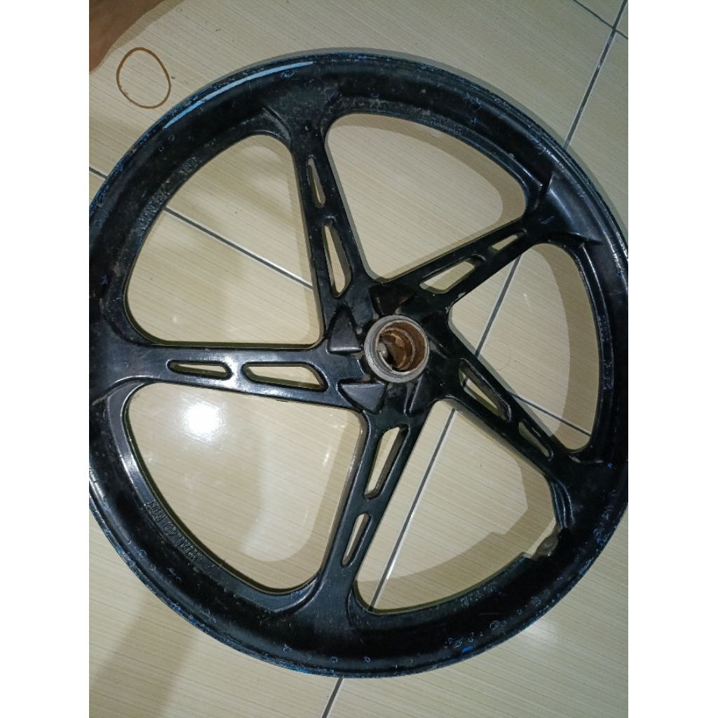 Velg Depan Jupiter Z Burhan Original Copotan Bekas Repaint Kondisi Bagus
