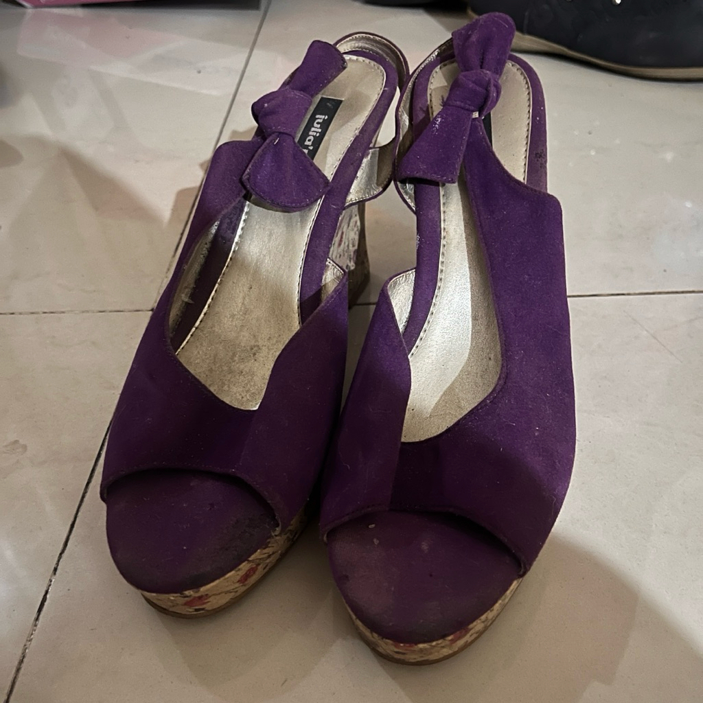 juliar heels ungu