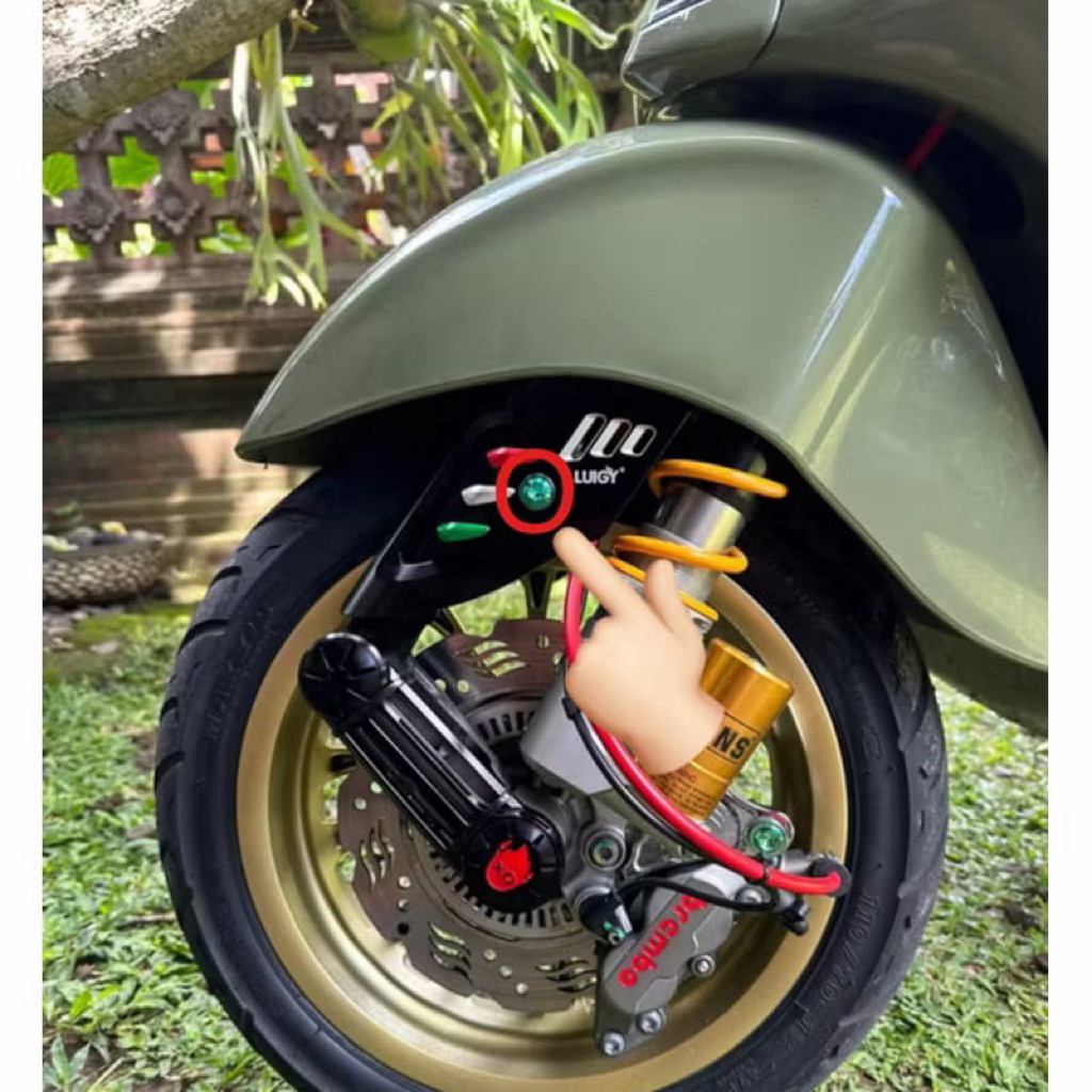 (1 baut) Baut titanium Spakbor cover shock depan Vespa matic Primavera sprint