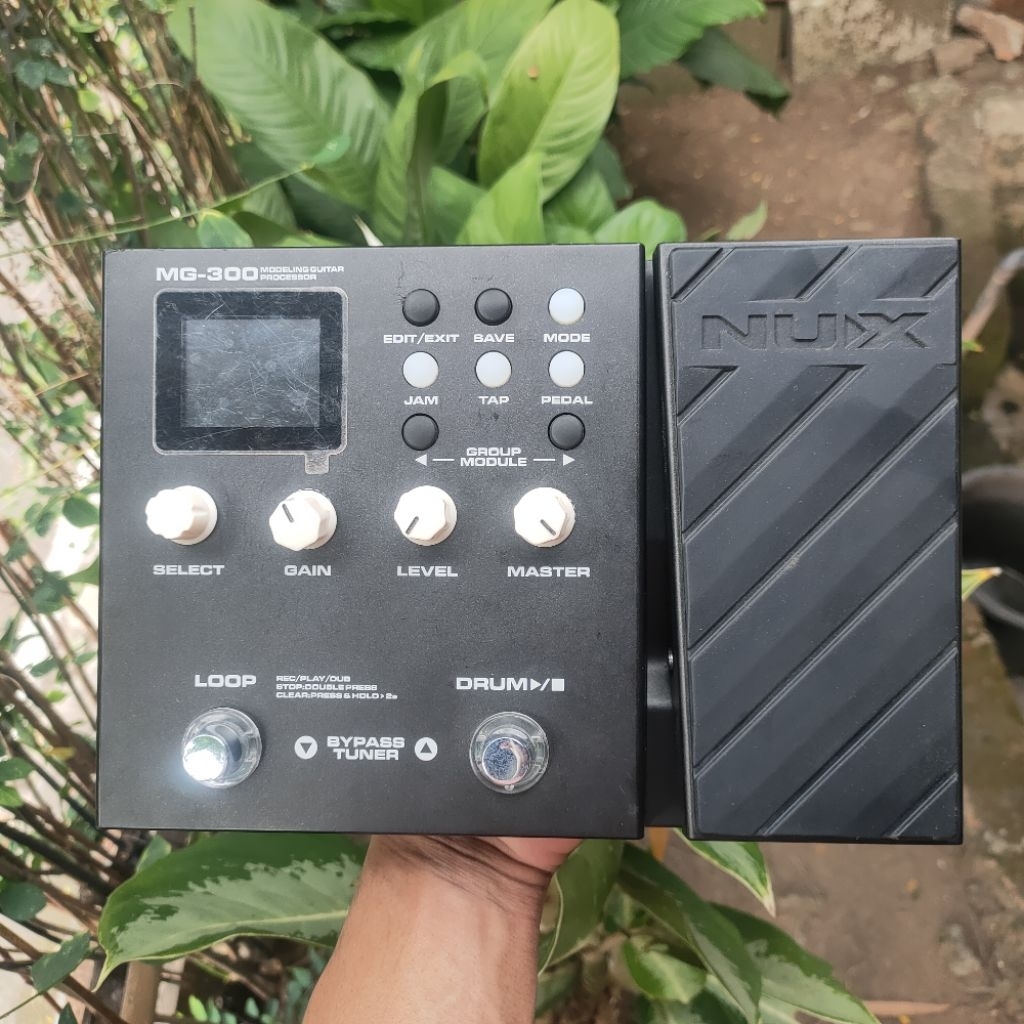 EFEK GITAR BEKAS NUX MG 300 / NUX MG300 / NUXMG 300 / NUXMG300
