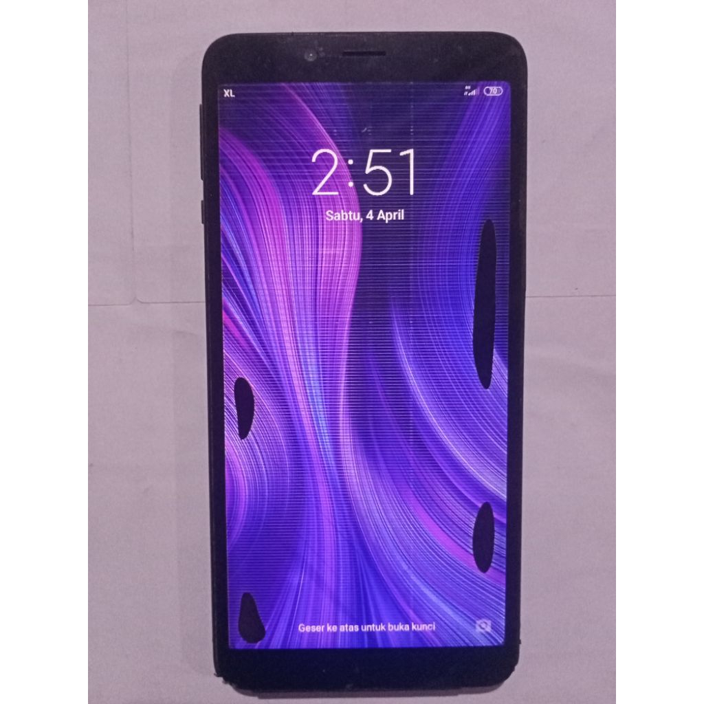 mesin hp xiomi redmi 6a dual SIM hidup normal sudah tested unit tidak ada batrei no Pola/pin