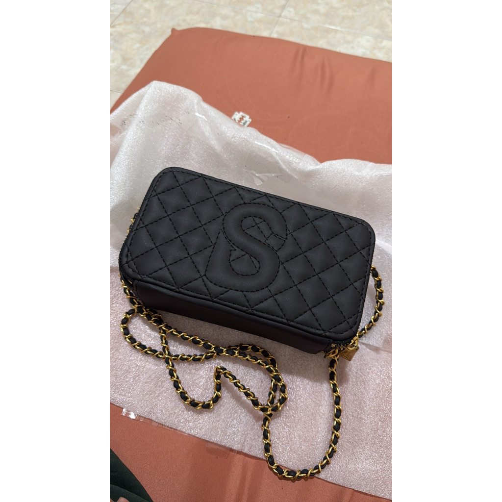 Yura bag Buttonscarves Black PL