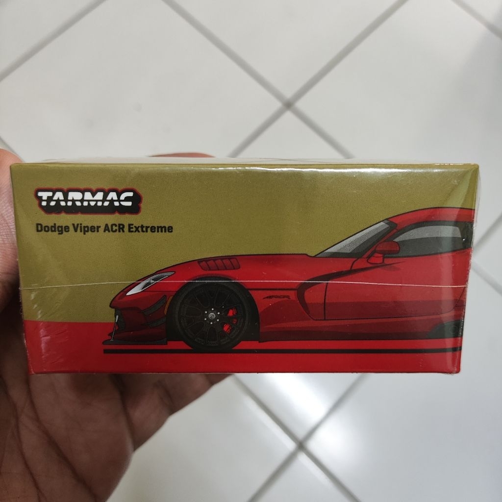 Tarmac Works 1/64 Dodge Viper ACR Extreme Red