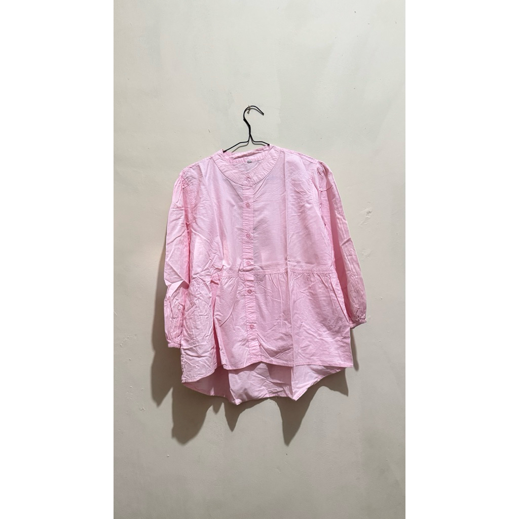 PRELOVED KYREN Blouse Katun Poplin Semi Crop Katalunaclothing LD 120