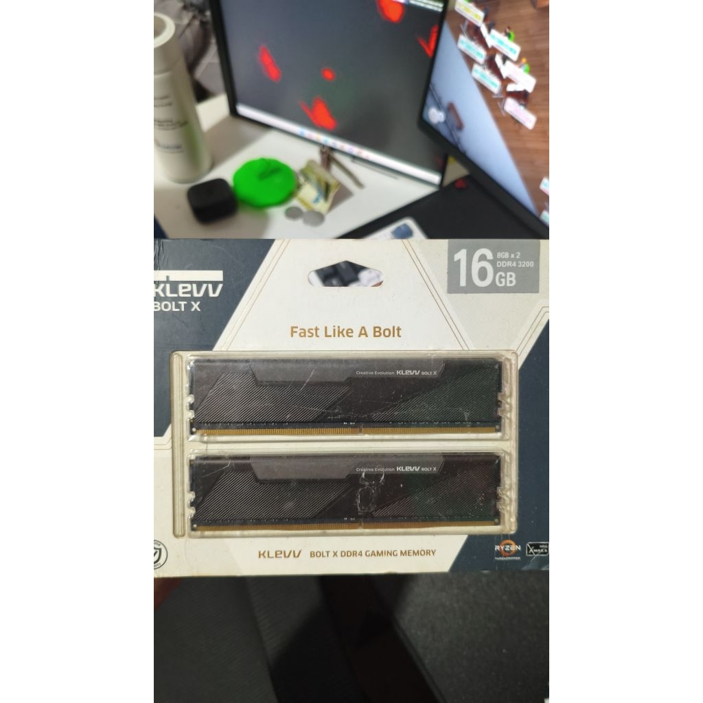KLEVV bolt x 16GB (8x2)