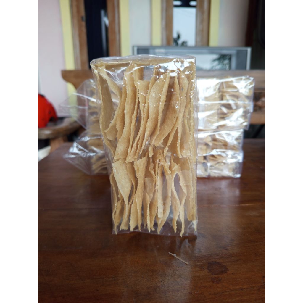 Krupuk beras/puli khas wonogiri isi +-34 pcs