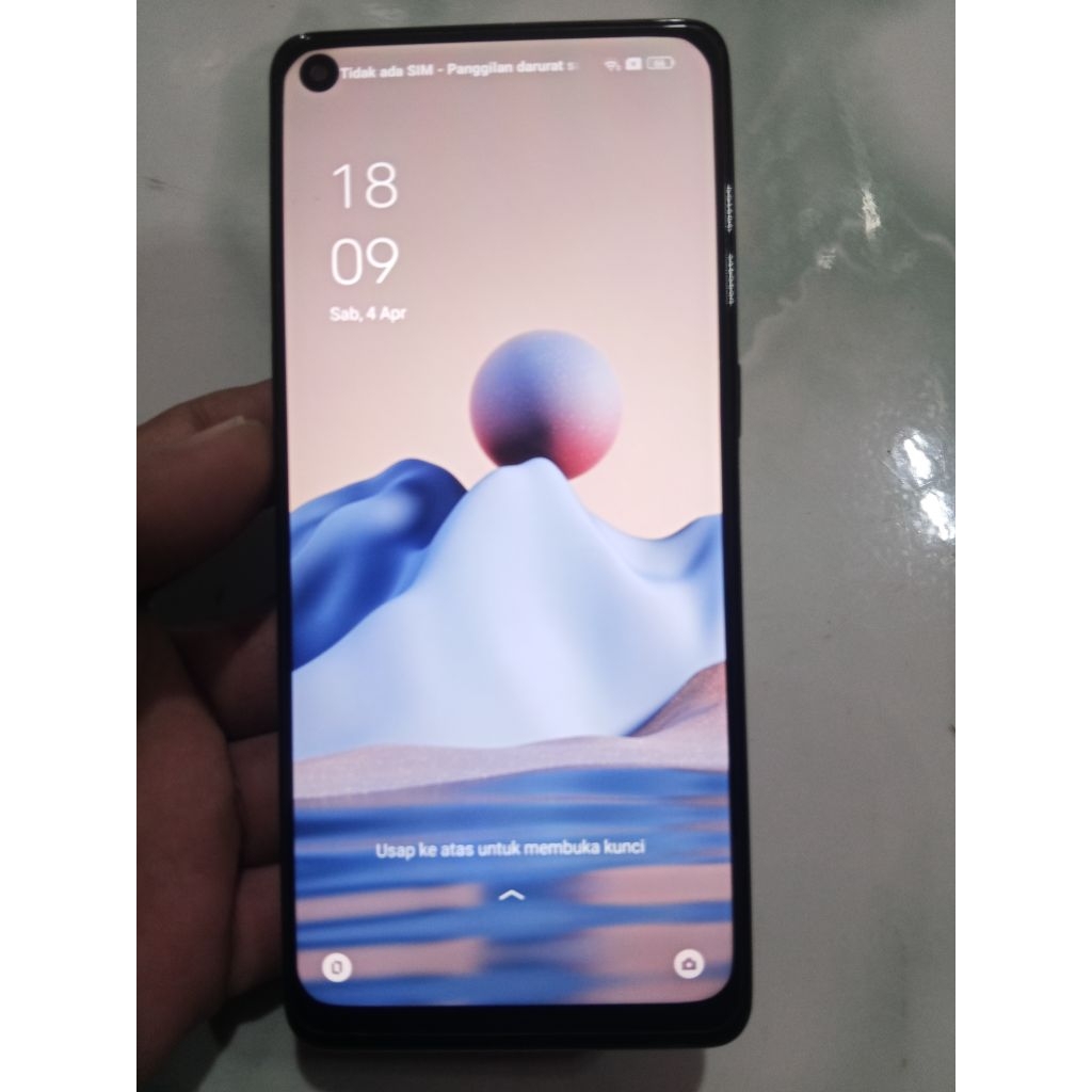 Oppo Reno 4 pro second normal Ram 8+3/256.