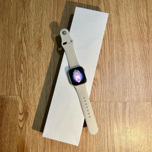 Apple Watch series 5 Like new