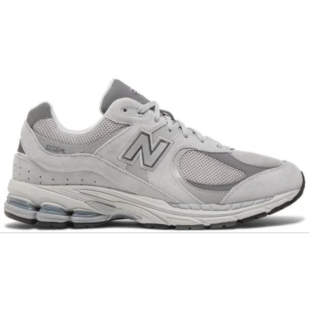 Sepatu Sneakers NB 2002R Grey