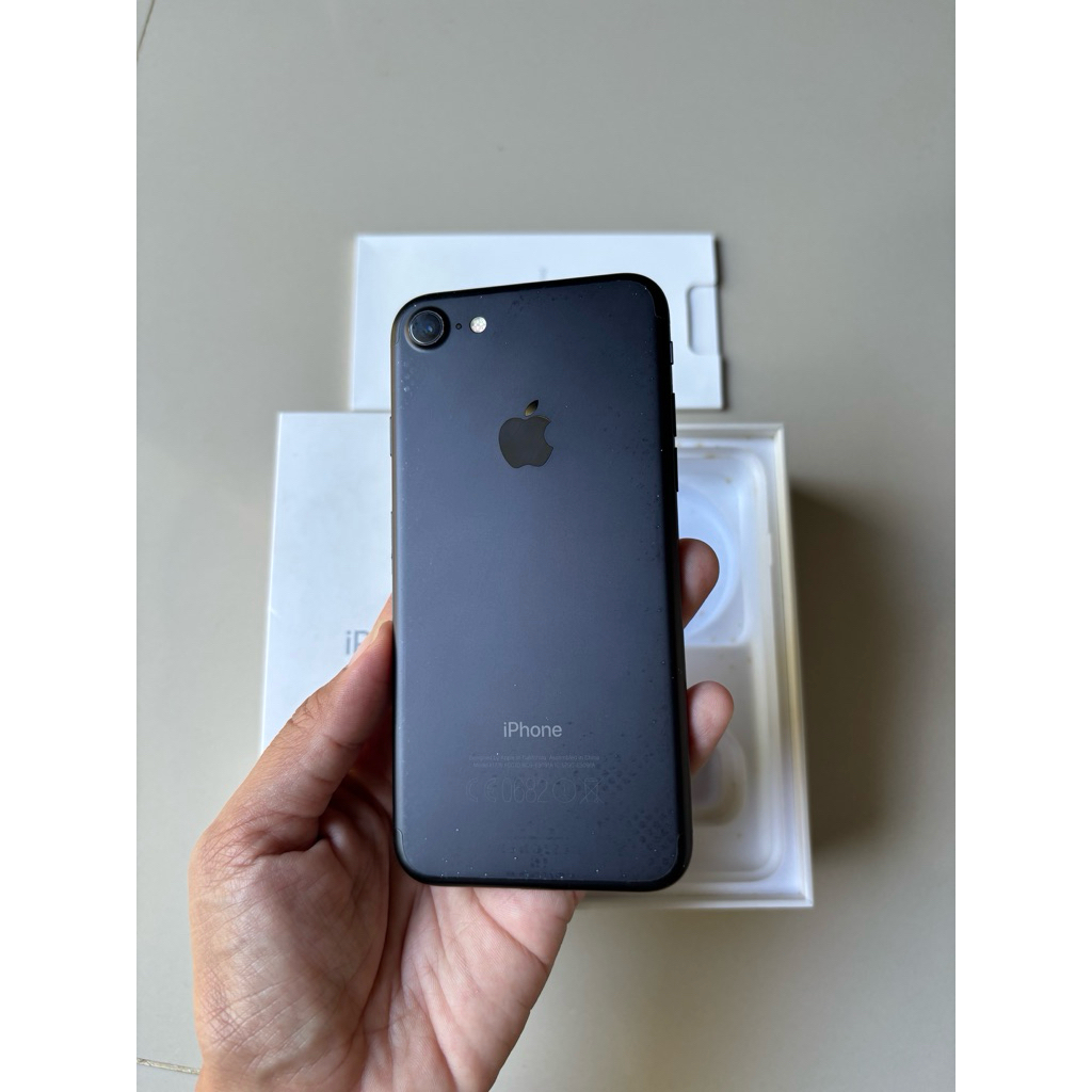 IPHONE 7 32GB/128GB SECOND IBOX/Whitelist/Bea Cukai Resmi Indonesia Sinyal Permanen