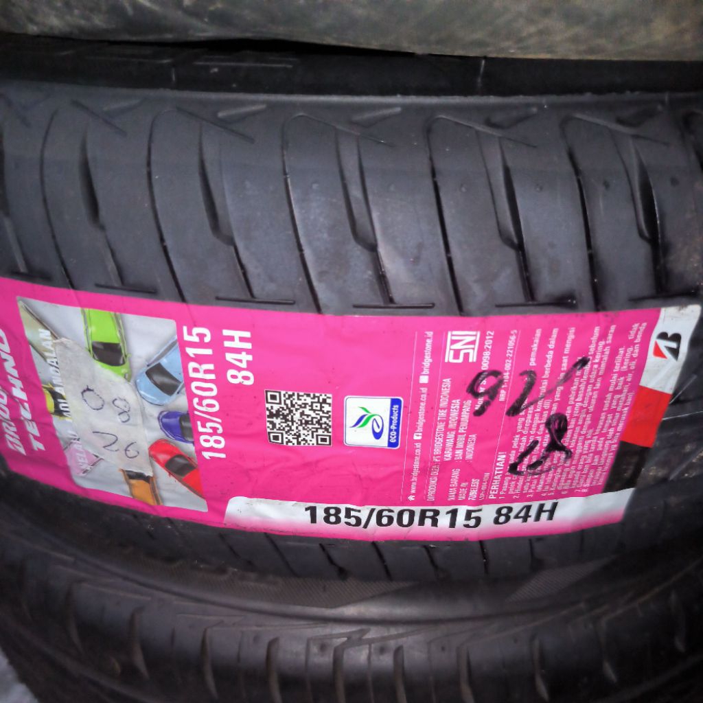 Bridgestone Techno 185/60R15 Dot : 26