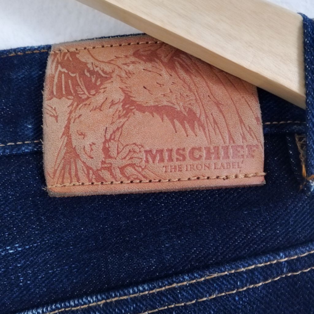 mischief denim dark vermilion 22oz 31