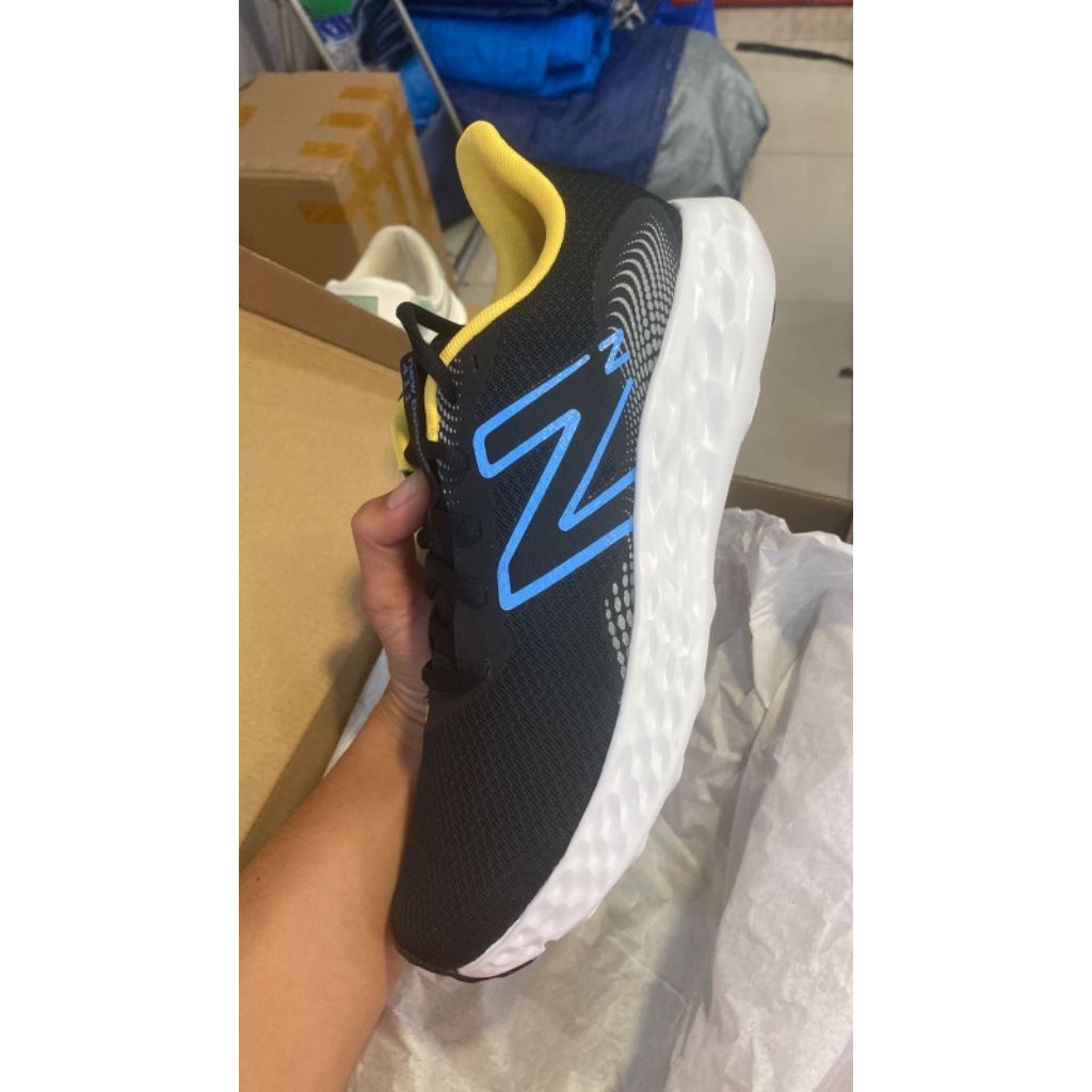 NEW BALANCE Sepatu Lari Pria 411 V3 M411RO3 ORIGINAL
