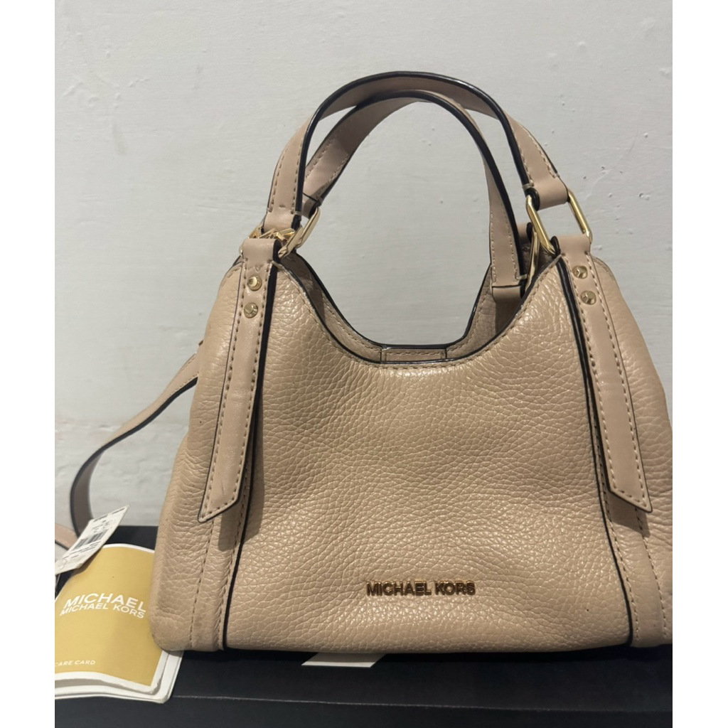 Preloved MK Arlo Small