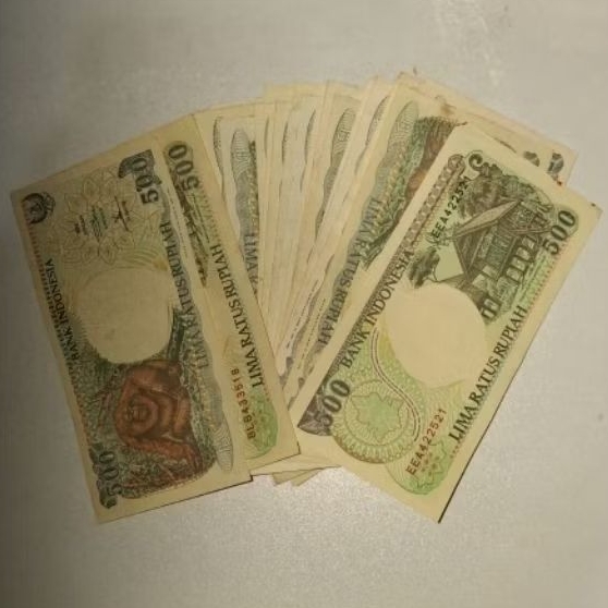 Uang Kuno Indonesia 1992 Rp500 Asli – Kondisi Bekas / Lama Koleksi Murah