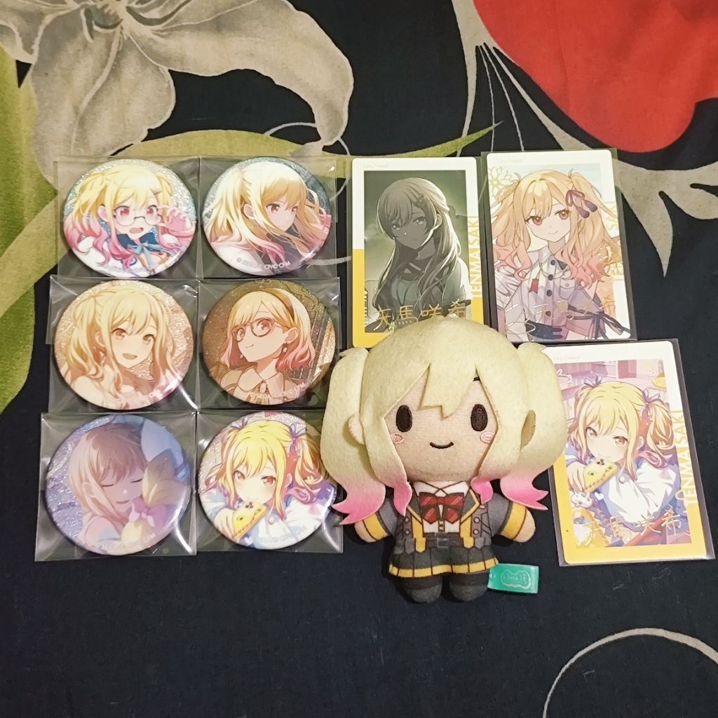 [PROJECT SEKAI] Plushie, Epick FOIL & BADGE Saki || OFFICIAL MERCH || Read desk please
