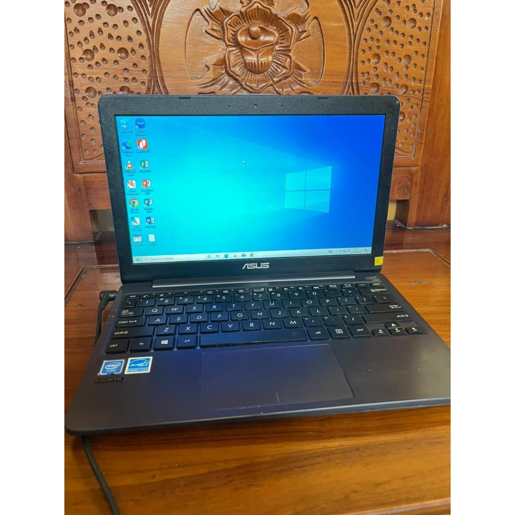 JUAL Notebook ASUS E202S ,LAPTOP MURAH, LAPTOP SECOND