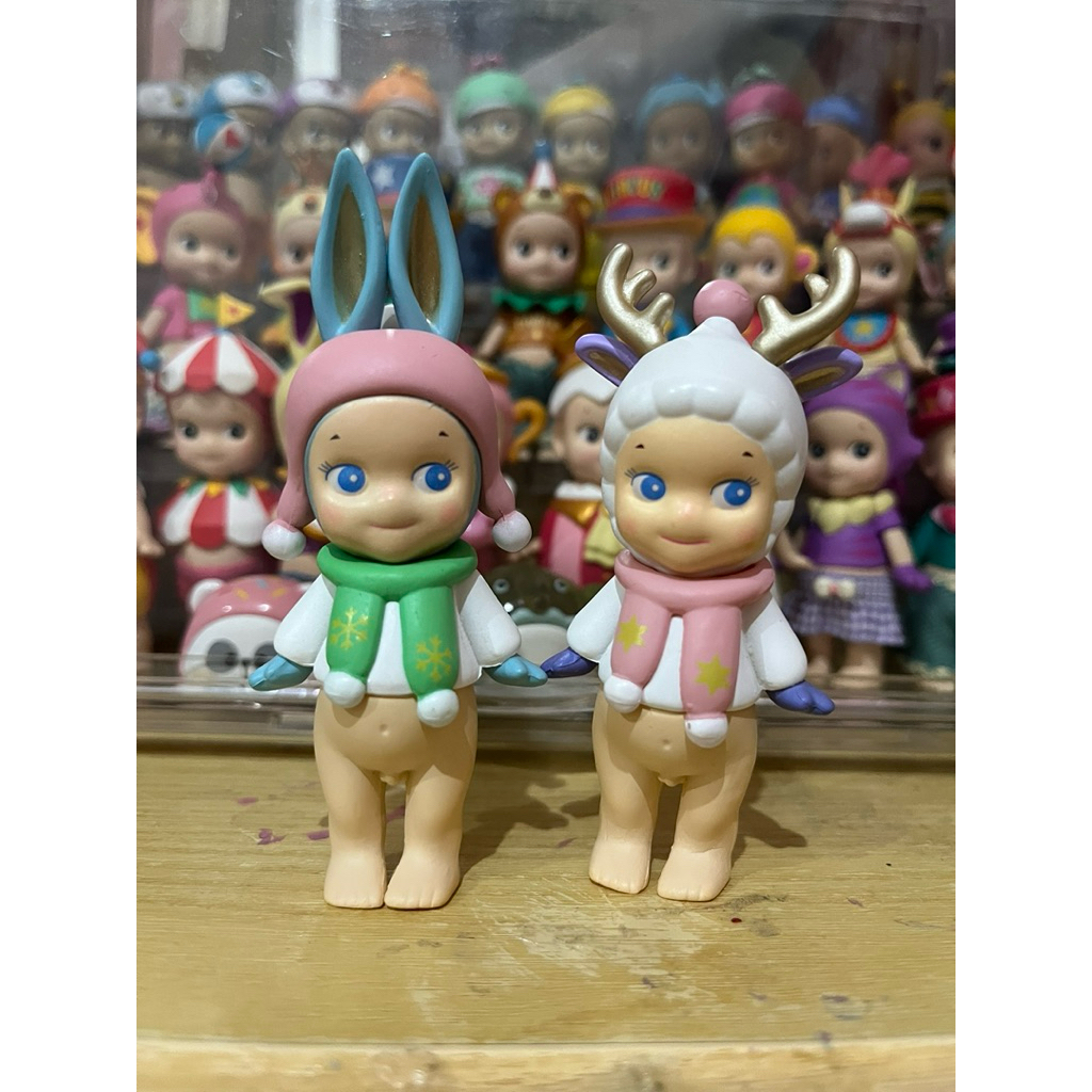 (SALE BUNDLE) Sonny Angel winter wonderland series - dupe