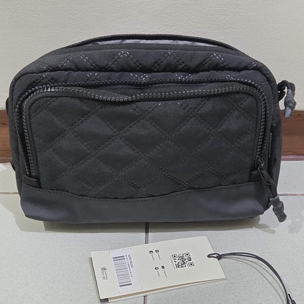 Bodypack clutch bag rackle overrow preloved
