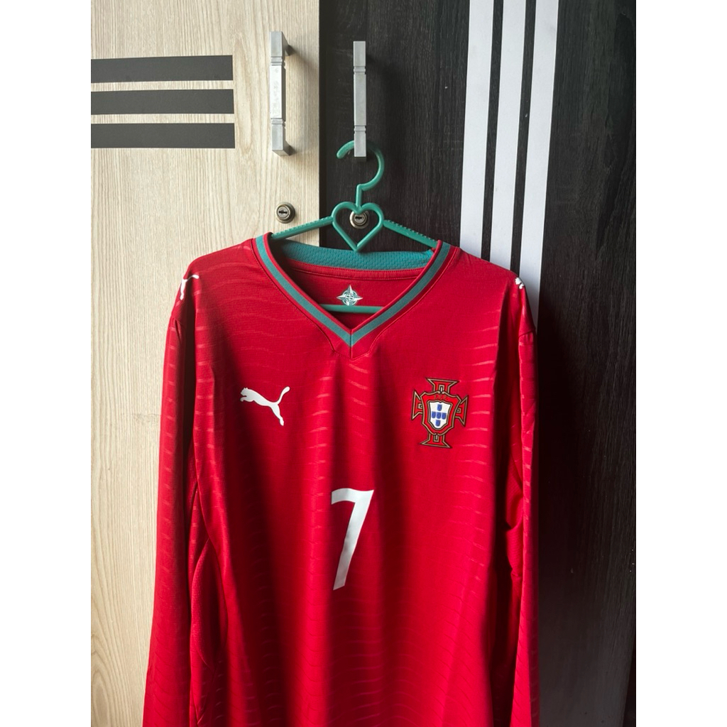 Jersey Portugal home WC 2026 LS BNWT NNS RONALDO