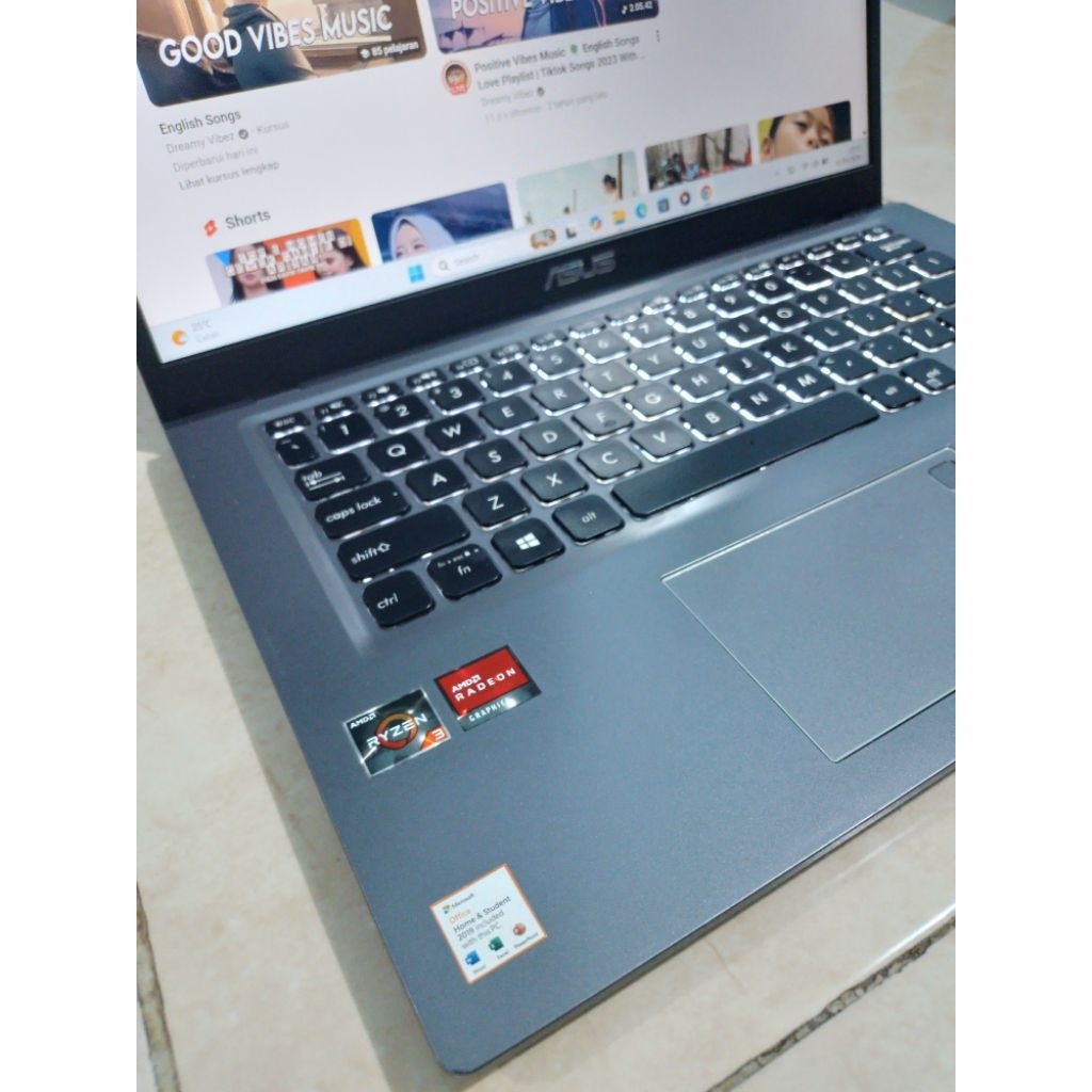 laptop asus vivobook Ryzen 3 3250 win 11 ori office ori