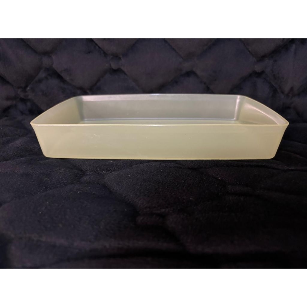 yellow shallow pak n stor tupperware
