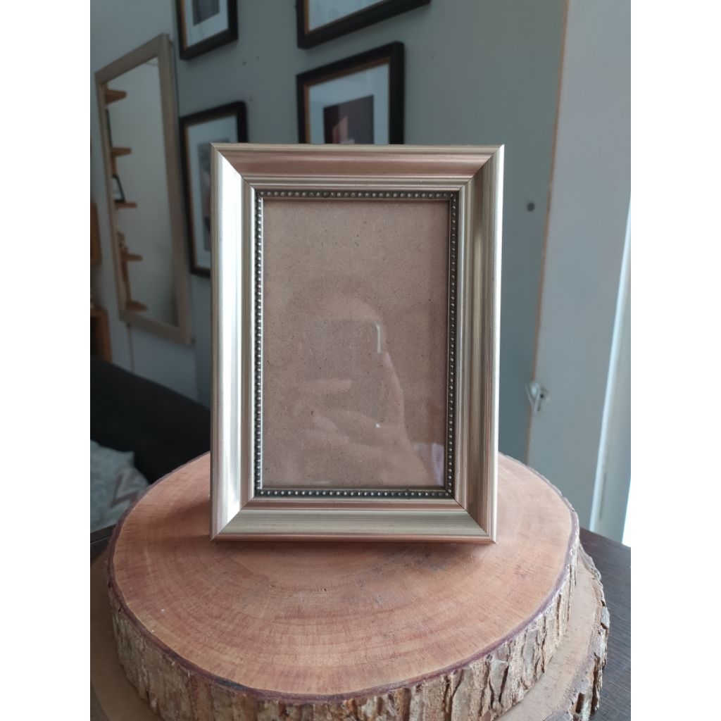 Pigura Frame Kayu Silver 4R 10x15