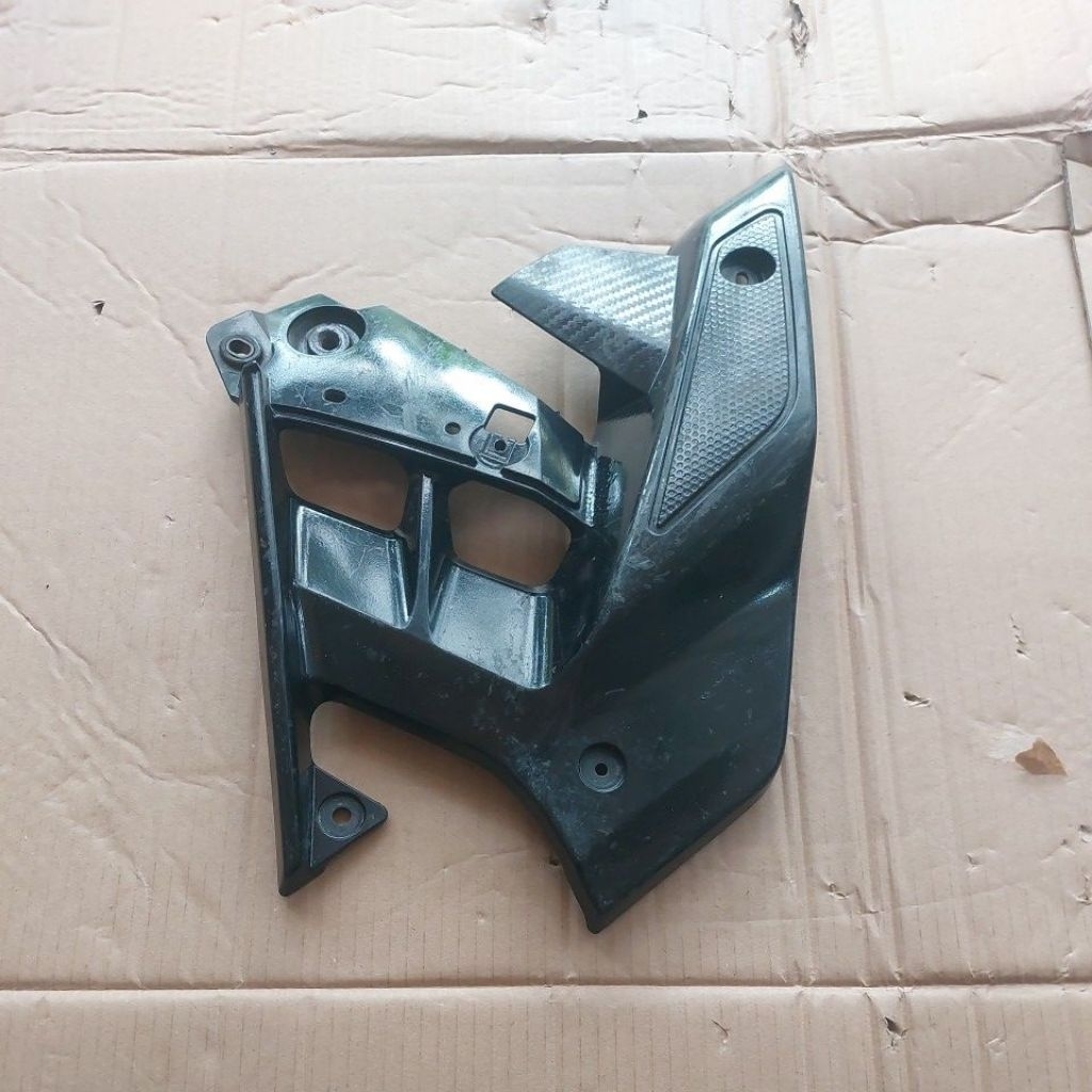 Cover UnderCowl Panel 1 Bawah Mesin Yamaha XABRE Original BG7